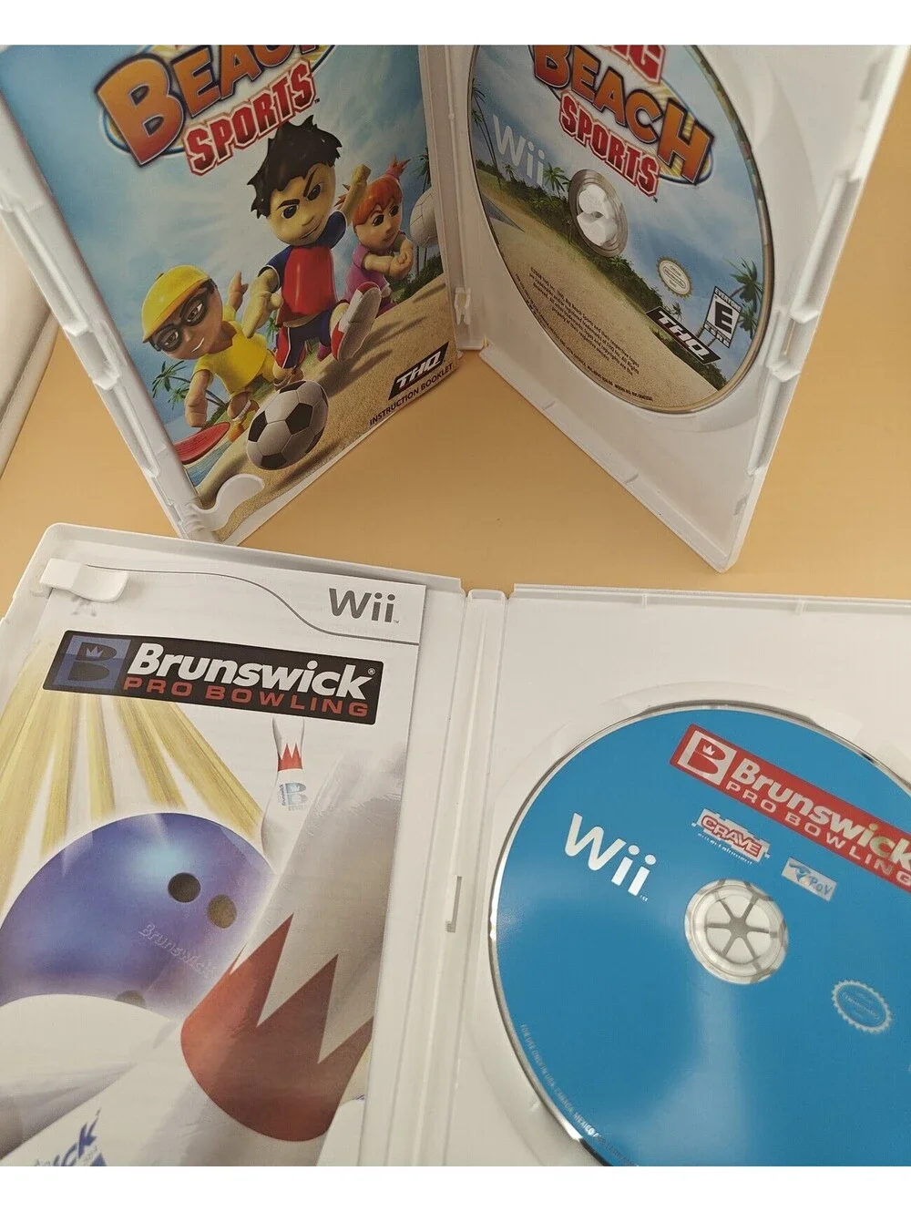 Brunswick Pro Bowling & Big Beach Sports Nintendo Wii 2-Game Lot With Manual
